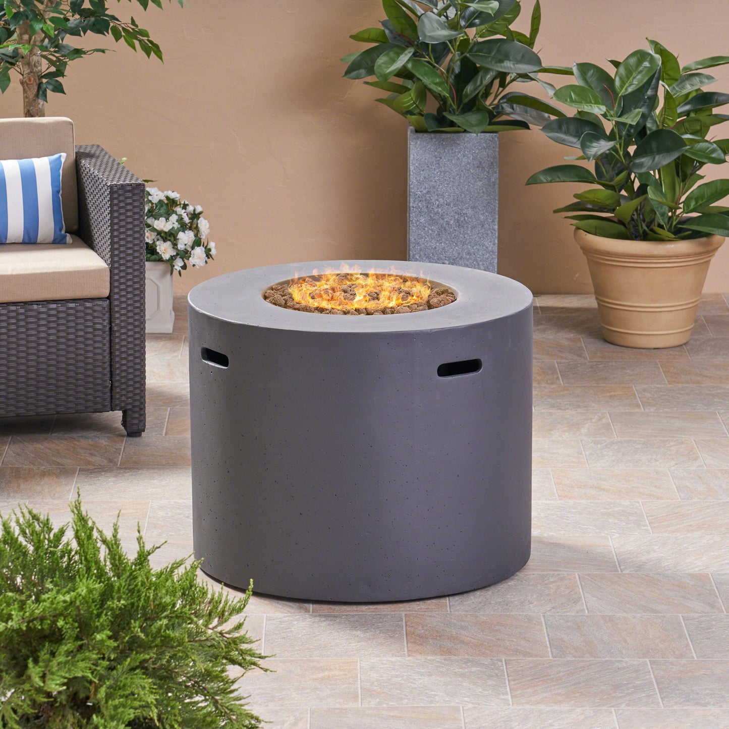 31" Round MGO Propane Fire Pit - 40,000 BTU